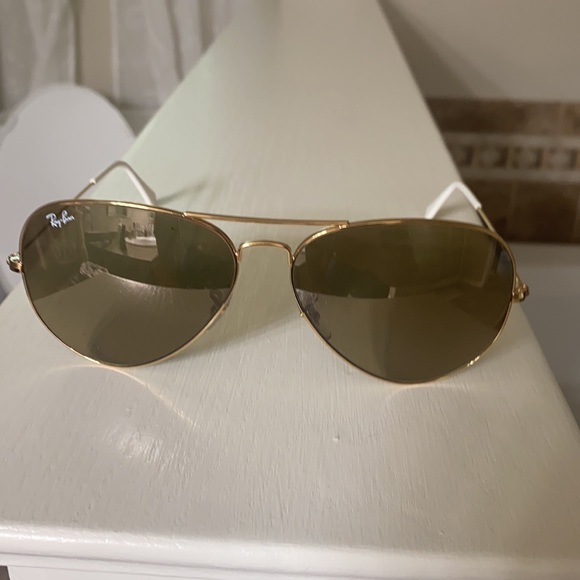 Men’s Ray-Ban sunglasses. Gold Frame/Brown Mirror Gradient Lens. 62mm - Picture 2 of 5